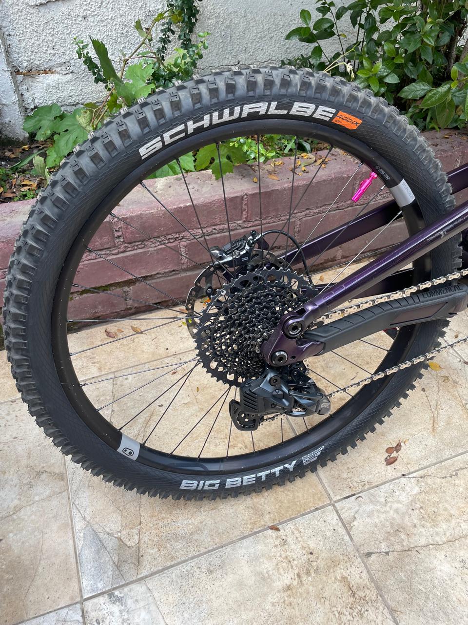 Neumatico Schwalbe Big Betty S/Gravity Addix Soft 27.5X2.4 – Cross
