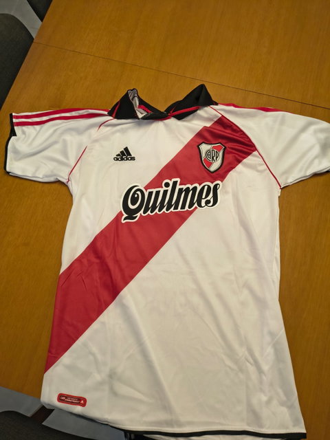 Foto de Santino con su compra