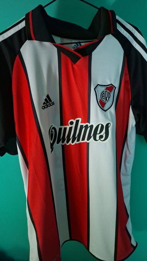 Foto de Lautaro con su compra